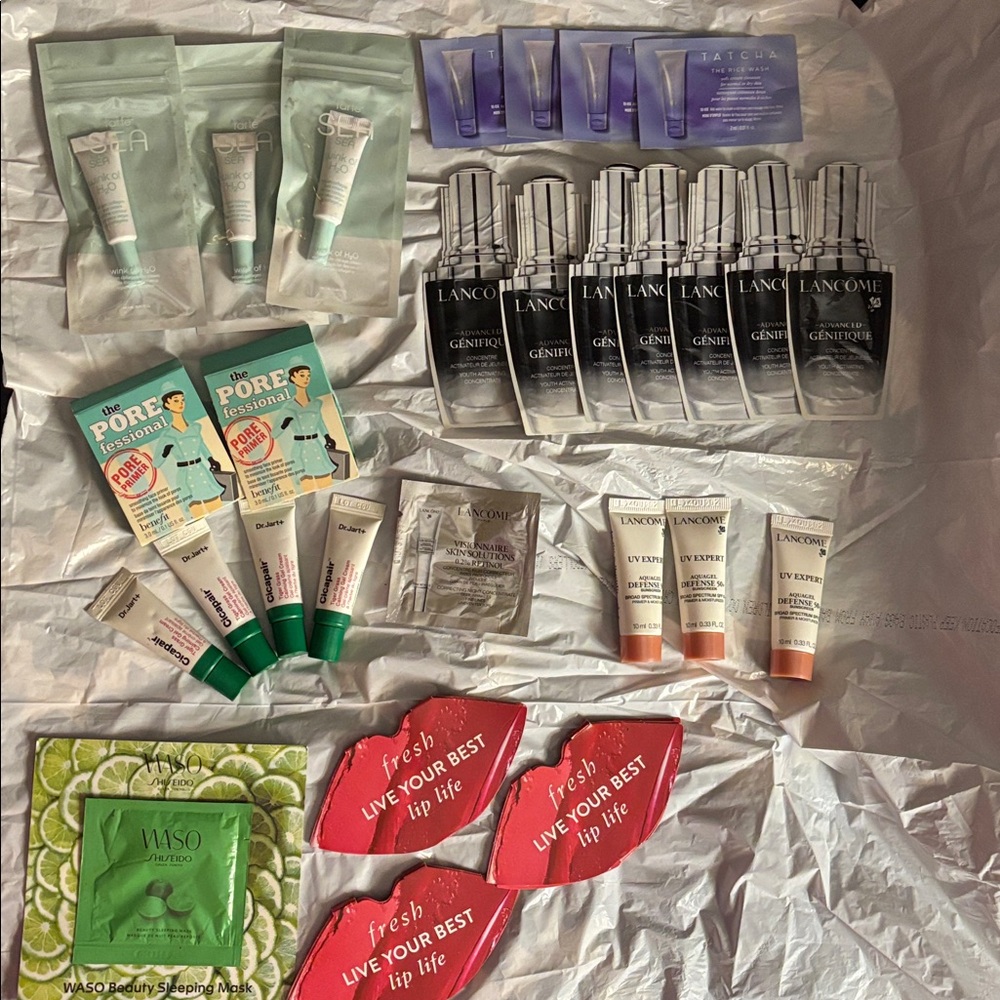 Skincare and Lip Care Sample Set